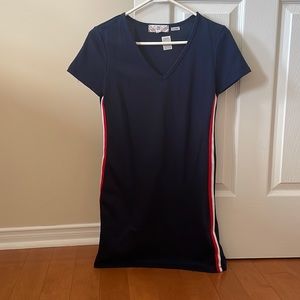 V-neck, t-shirt dress